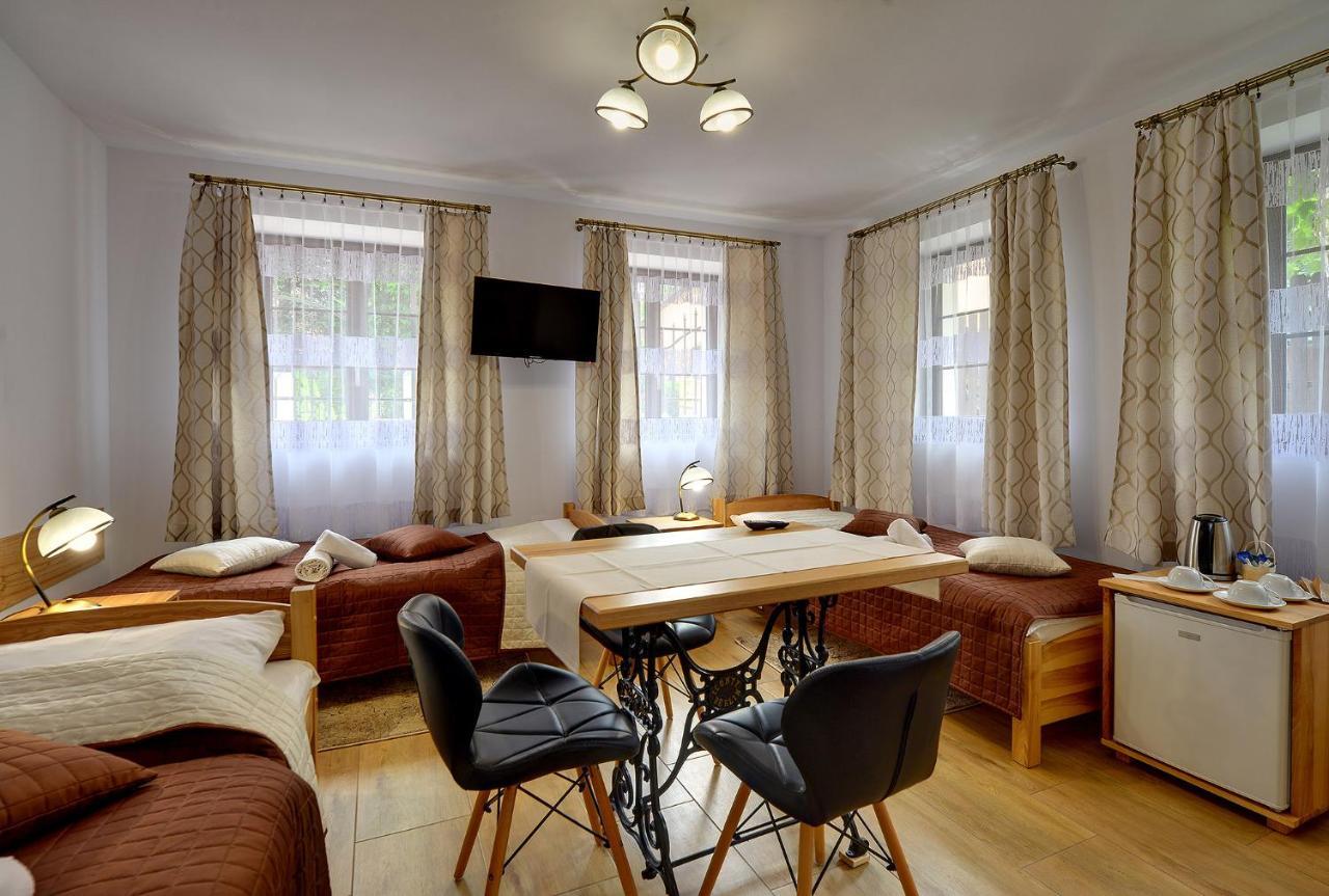 Apartamento Dom Krawca - Pod Chojnikiem Jelenia Góra Exterior foto