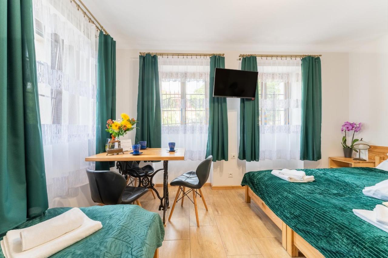 Apartamento Dom Krawca - Pod Chojnikiem Jelenia Góra Exterior foto