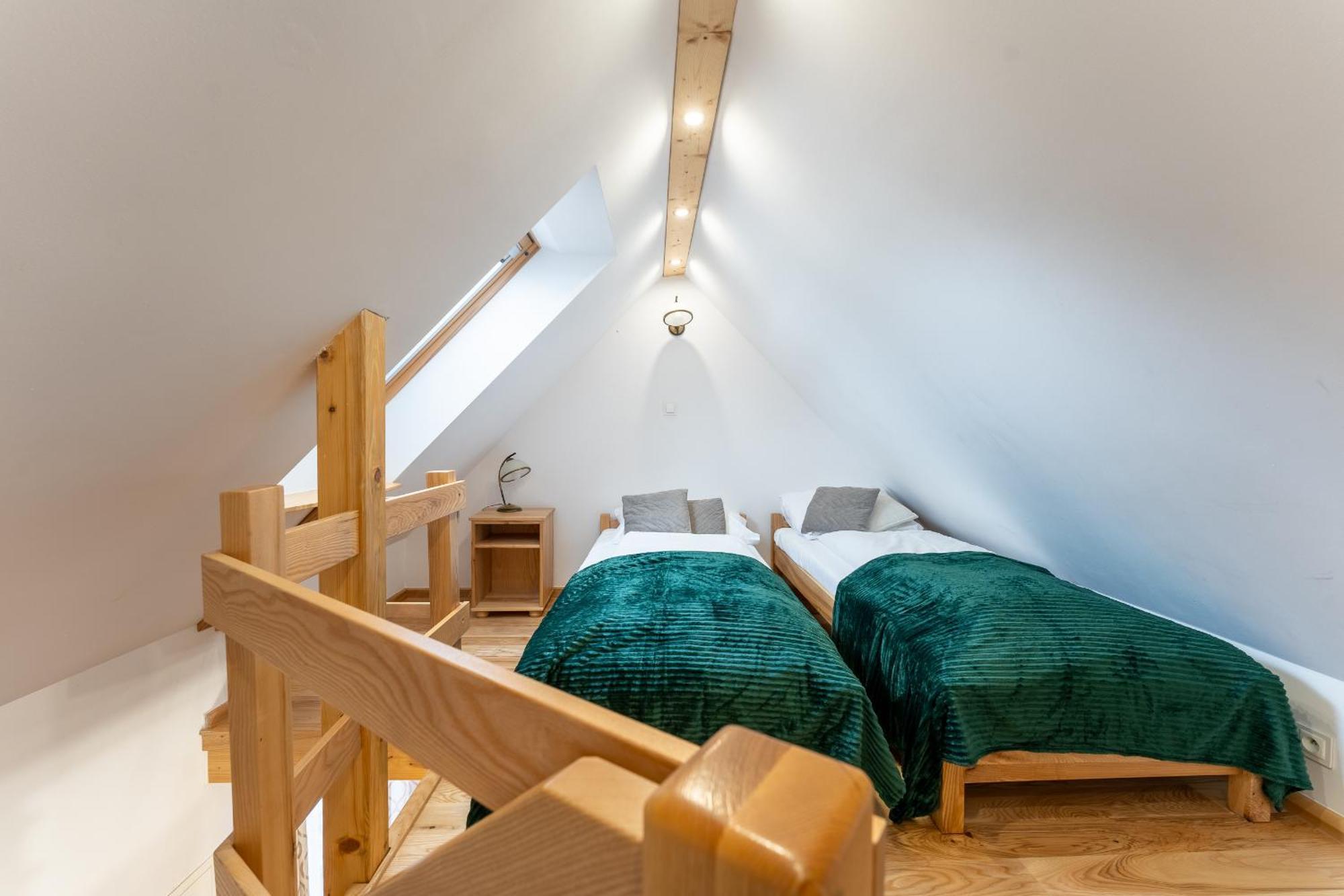 Apartamento Dom Krawca - Pod Chojnikiem Jelenia Góra Exterior foto
